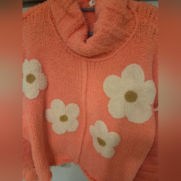 POL Berber Knit Sweater with Flower Print in Coral - Picture 4 of 7